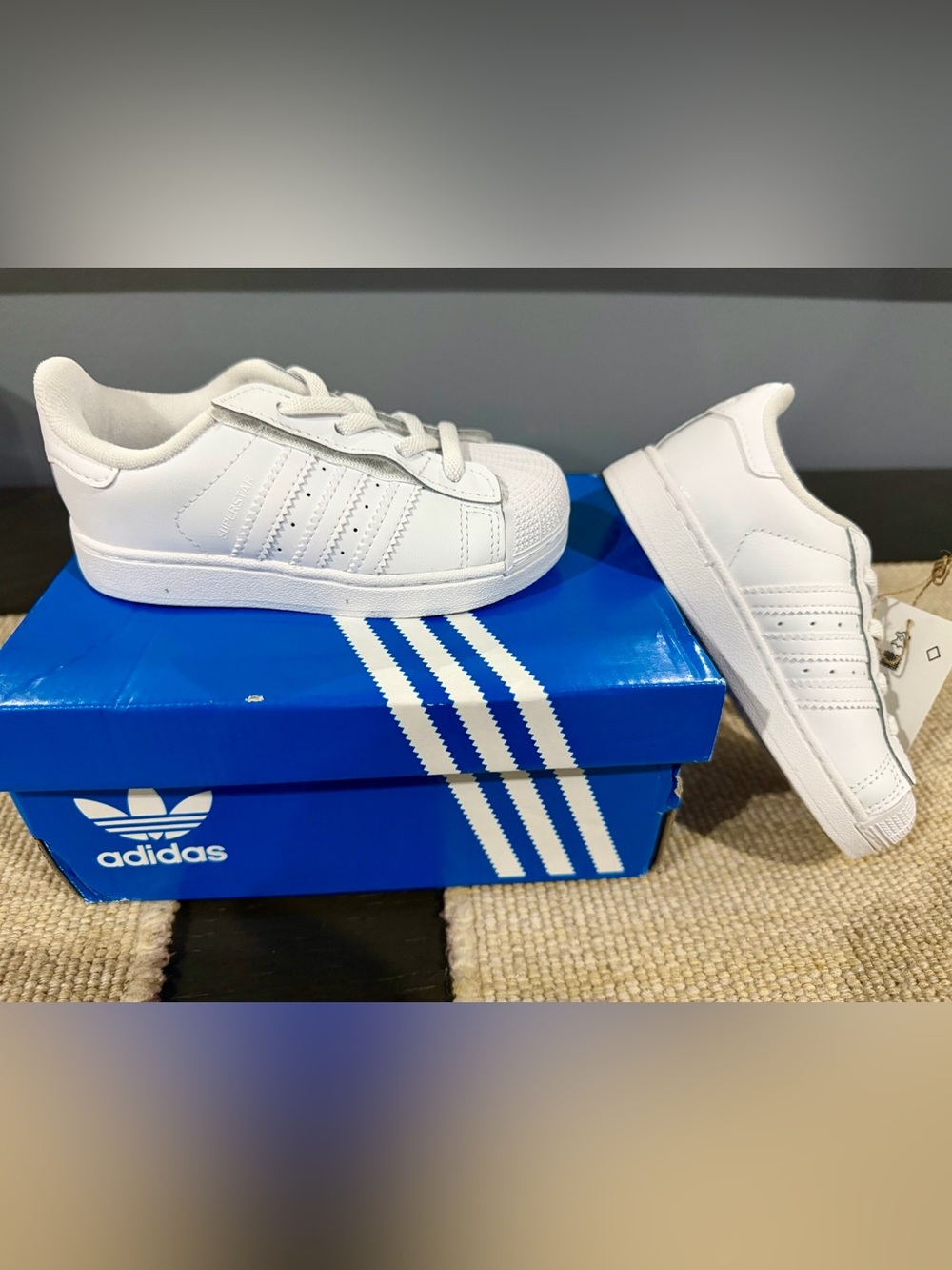 adidas Toddler All White Superstar II Shell Top Sneakers, Size 8K *NEW*